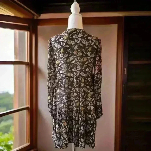 Sanctuary Floral Dress Size 4 - Picture 2 of 4